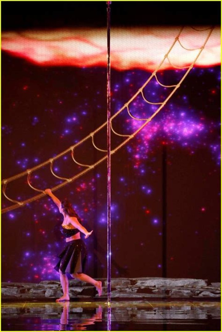 
Kristy Sellars Takes Pole-Dancing To Whole New Dimension On ‘America’s Got Talent’ 