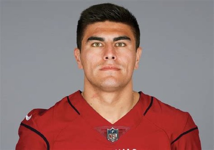 
Kylie Fitts Net Worth 2022 Is More Than $1.5 Million How Rich Is He? 