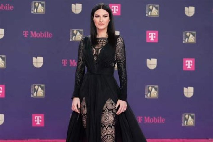 Laura Pausini Height, Weight, Net Worth, Age, Birthday, Wikipedia, Who, Nationality, Biography