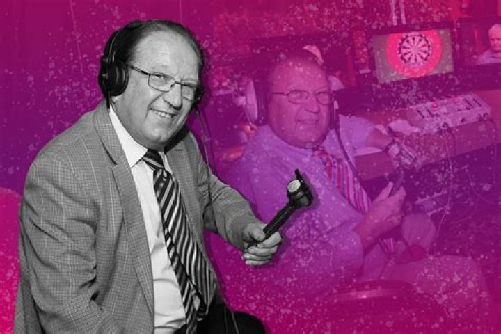 
Legendary darts commentator John Gwynne passes away at age 77 