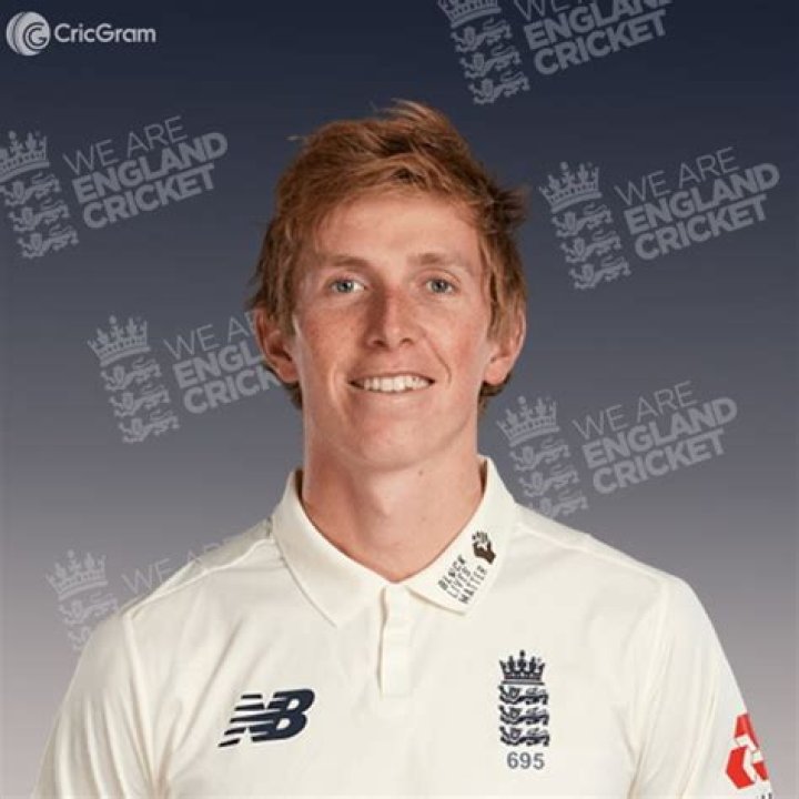 
Lincoln Crawley Height, Weight, Net Worth, Age, Birthday, Wikipedia, Who, Nationality, Biography 