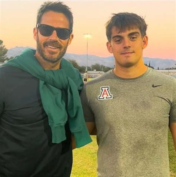 
Louise Redknapp Height, Weight, Net Worth, Age, Birthday, Wikipedia, Who, Nationality, Biography 