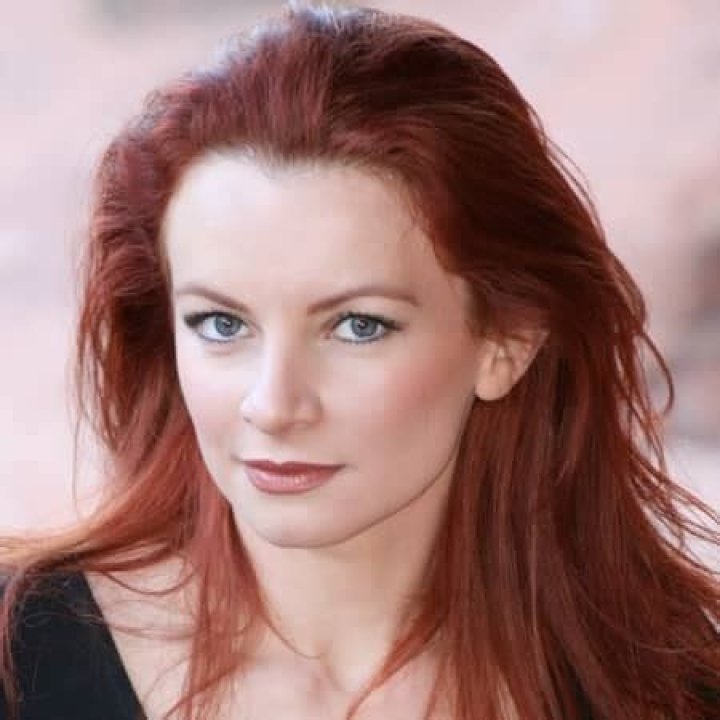 Lucie Zolcerova Height, Weight, Net Worth, Age, Birthday, Wikipedia, Who, Instagram, Biography