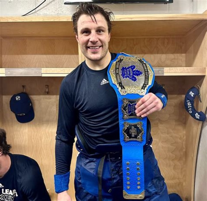 Luke Schenn Height, Weight, Net Worth, Age, Birthday, Wikipedia, Who, Instagram, Biography