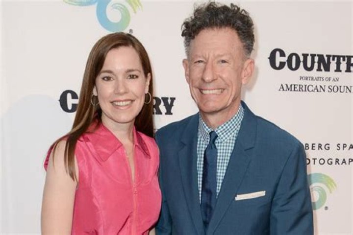 Lyle Lovett And April Kimble’s Age Difference Explored