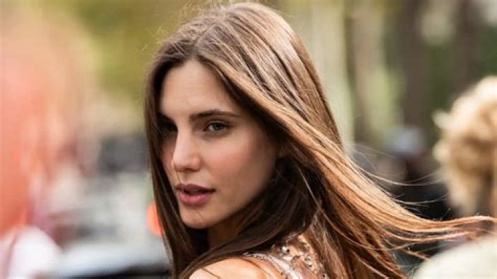 
Macarena Achaga Height, Weight, Net Worth, Age, Birthday, Wikipedia, Who, Nationality, Biography 