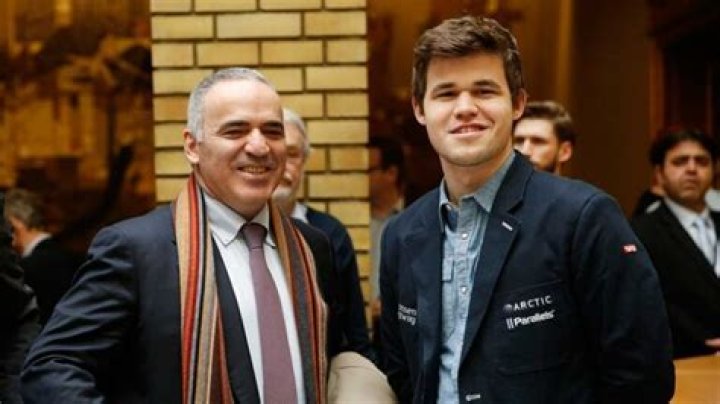 Magnus Carlsen Height, Weight, Net Worth, Age, Birthday, Wikipedia, Who, Nationality, Biography