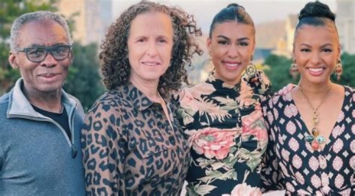 
Malika Andrews Mom Caren Andrews and Family Members 