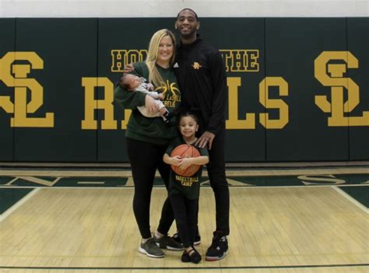 
Mallory Giles: Ohio home carer, 34, tries to POISON man, 93, to steal $50K using his credit cards 