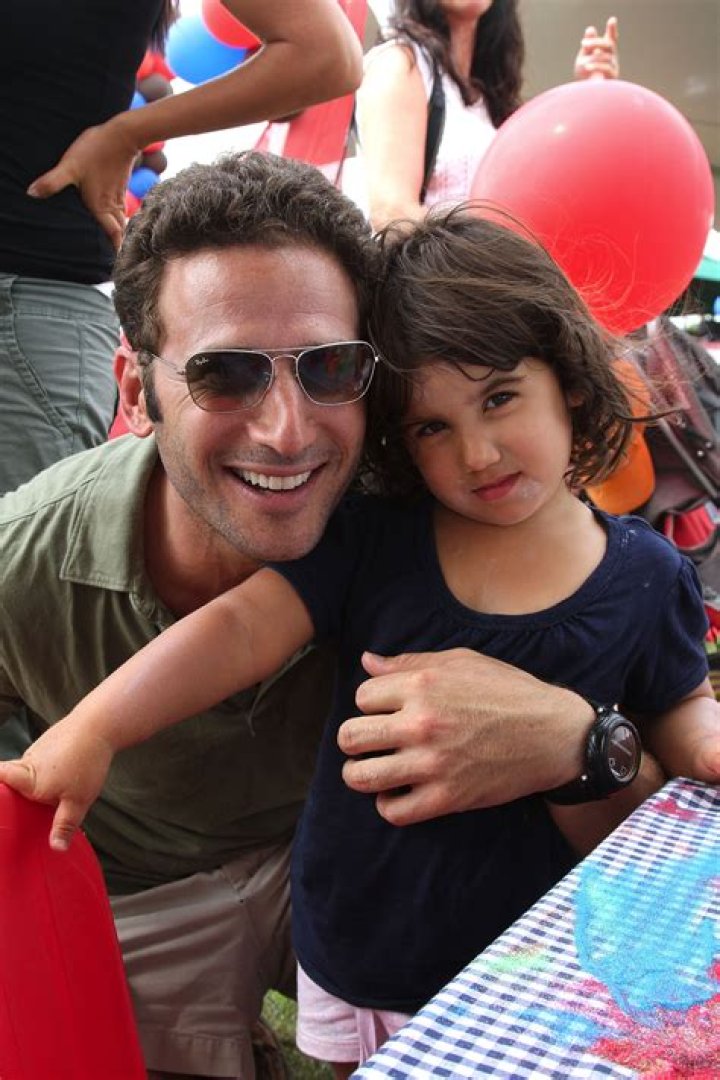 
Mark Feuerstein Father Harvey Feuerstein and NYC Family Life 