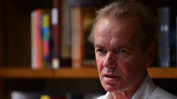 Martin Amis Height, Weight, Net Worth, Age, Birthday, Wikipedia, Who, Nationality, Biography