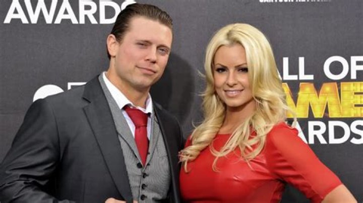 Maryse Ouellet Height, Weight, Net Worth, Age, Birthday, Wikipedia, Who, Instagram, Biography