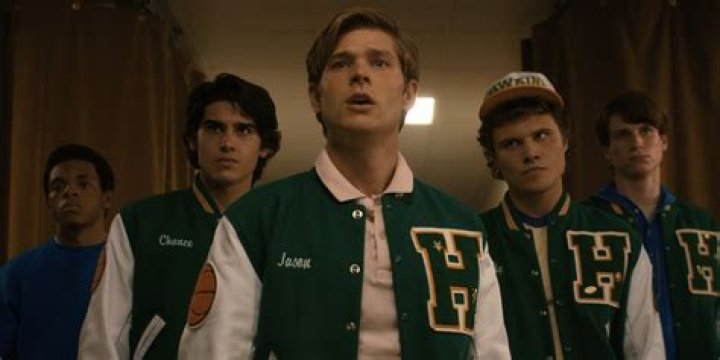 Mason Dye Plays Basketball Captain Jason Carver On Stranger Things 4, What Else Has He Been In?