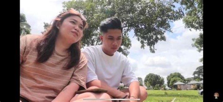 
Meet Filipino Youtuber Emman Nimedez Parents, Where Are They Now? 