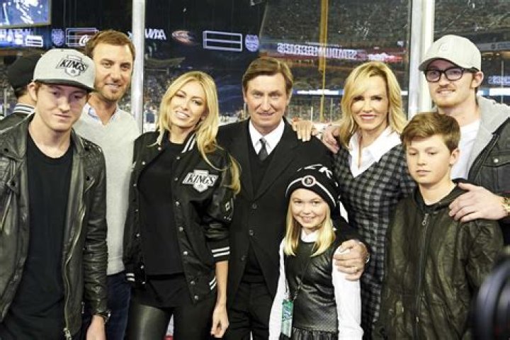 Meet Wayne Gretzky’s Sons and Daughters With His Wife Of Over 30 Years