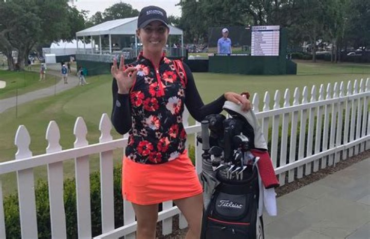 
Megan Osland Height, Weight, Net Worth, Age, Birthday, Wikipedia, Who, Nationality, Biography 