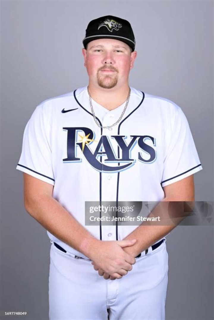 Mike Sommers Height, Weight, Net Worth, Age, Birthday, Wikipedia, Who, Nationality, Biography