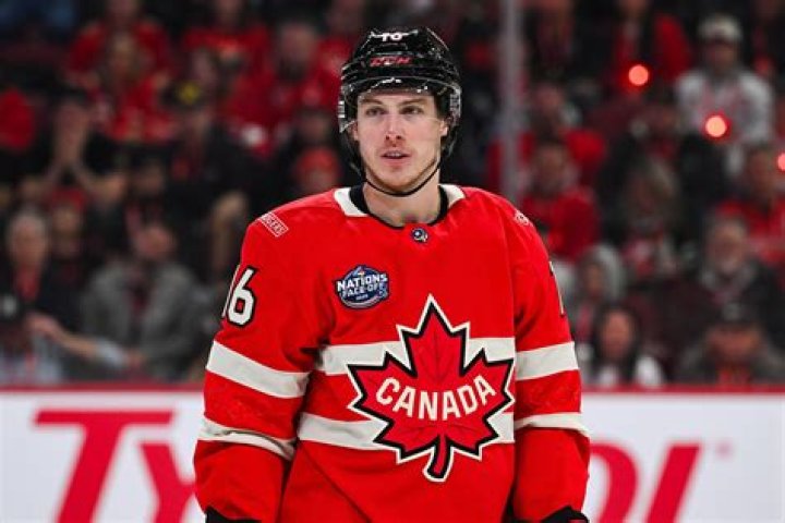 
Mitch Marner Dad Paul And Mom Bonnie Marner Are From Markham Canada 