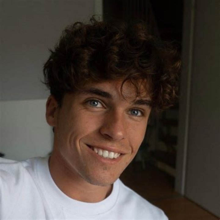 Moritz Di Matteo Height, Weight, Net Worth, Age, Birthday, Wikipedia, Who, Nationality, Biography