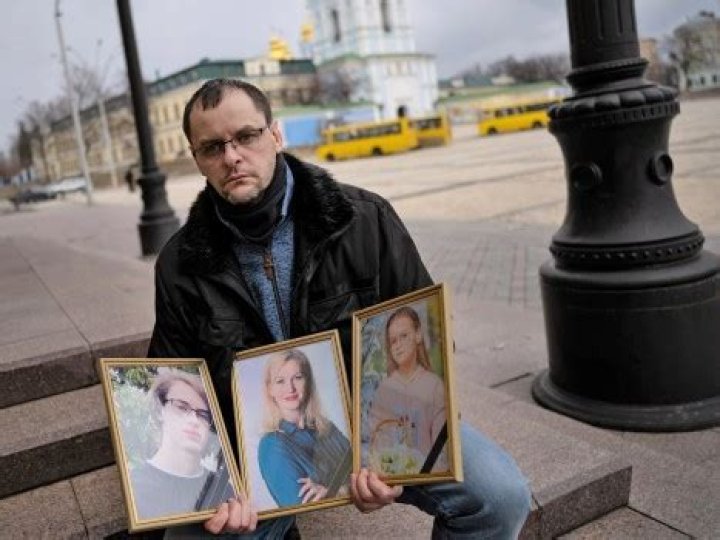 
Mother & Children Mykyta and Alisa Killed In Ukraine 