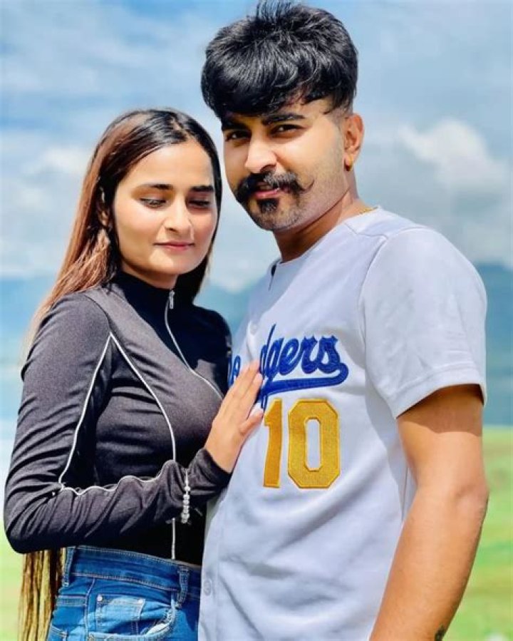 Navneet Nishan Height, Weight, Net Worth, Age, Birthday, Wikipedia, Who, Instagram, Biography