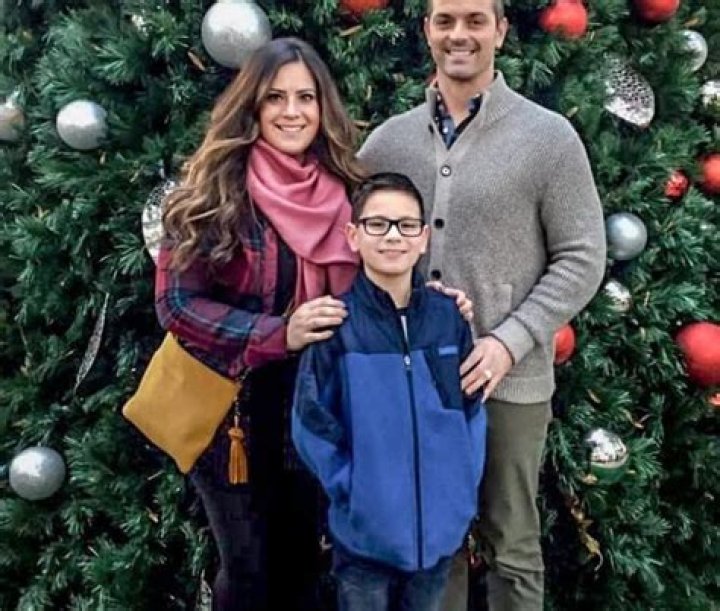 Nick Kosir is Married to Wife: Danielle Elise. Kids.