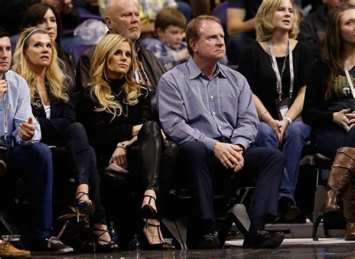 
Penny Sanders And Her Husband Robert Sarver Have Called Paradise Valley, Arizona Their Home 