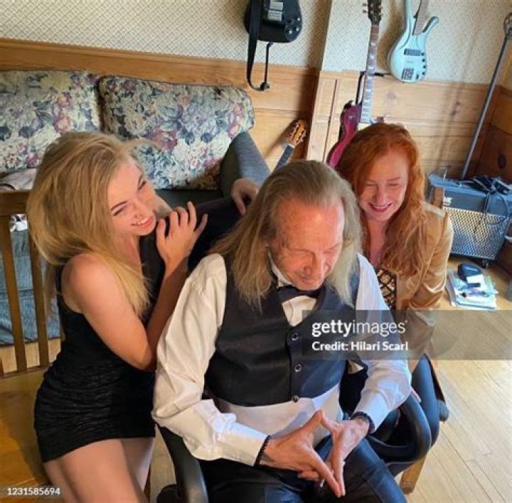 
Perry Mason: Meet Paul Raci Wife Liz Hanley Raci- Daughter And Net Worth 