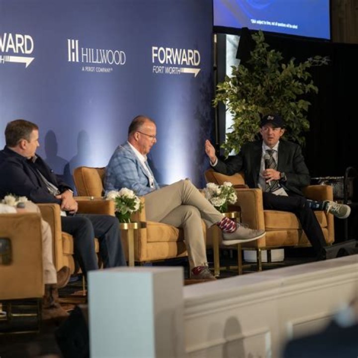 Phillip Sarofim Height, Weight, Net Worth, Age, Birthday, Wikipedia, Who, Nationality, Biography