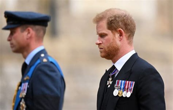 
Prince Harry Claims the Palace Lied About his Choosing Prince William As his Best Man 