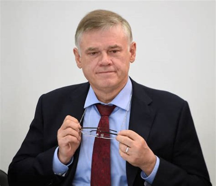 
Rahim Abramov Height, Weight, Net Worth, Age, Birthday, Wikipedia, Who, Nationality, Biography 