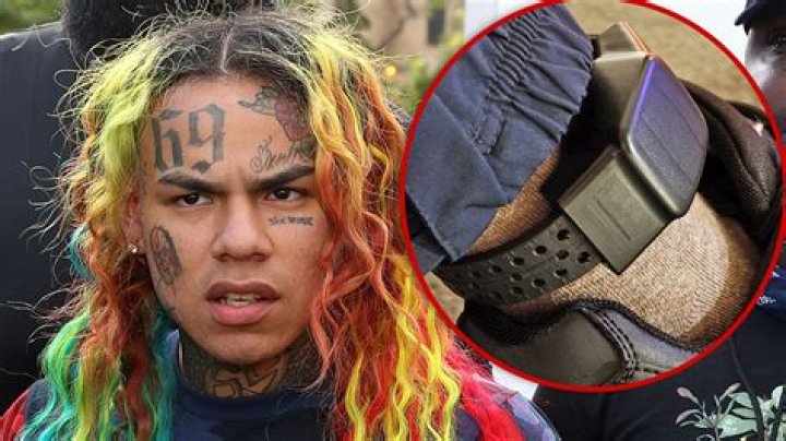 
Rapper Tekashi 6ix9ine Gets Hospitalized After Attack at Florida Gym 