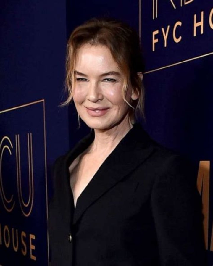 
Renée Zellweger Criticizes ‘Garbage’ Anti-Aging Products 