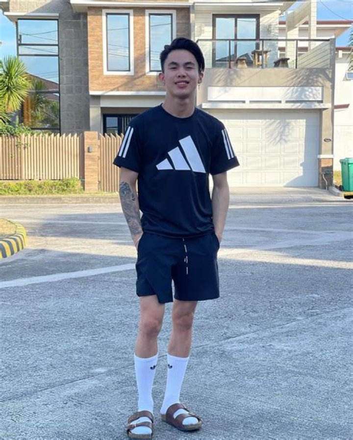 
Renejay Barcarse Height, Weight, Net Worth, Age, Birthday, Wikipedia, Who, Instagram, Biography 