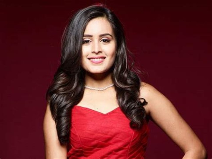 Rhea Sharma Height, Weight, Net Worth, Age, Birthday, Wikipedia, Who, Instagram, Biography
