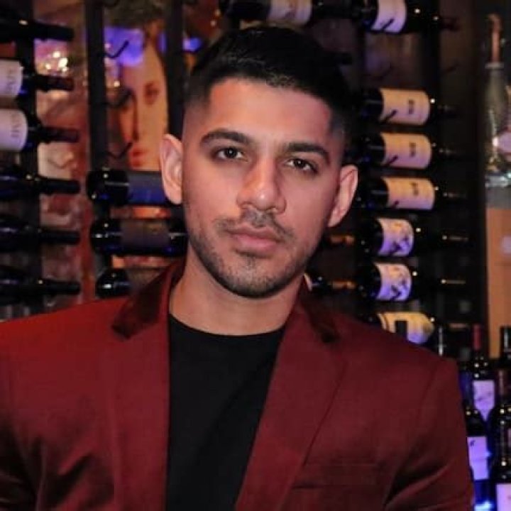 Rish Karam Age, Birthday, Wikipedia, Who, Nationality, Biography