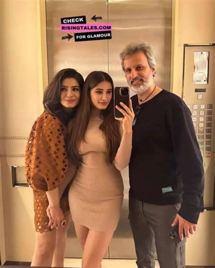 
Ritesh Tandon Height, Weight, Net Worth, Age, Wiki, Who, Instagram, Biography 