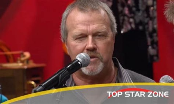 Ronny Robbins Height, Weight, Net Worth, Age, Birthday, Wikipedia, Who, Nationality, Biography