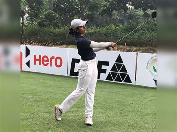 
Rookie Nayanika Sanga leads by one over Pranavi, Gaurika in 13th leg of WPGT 