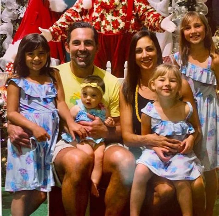 
Rubi Tupper Parents: Is The 9-Year-Old From “A Kismet Christmas” James Tupper’s Daughter? 