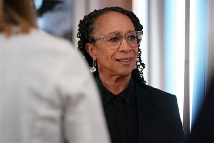 S Epatha Merkerson Illness And Healthy Update: What Happened To The Film Actress?