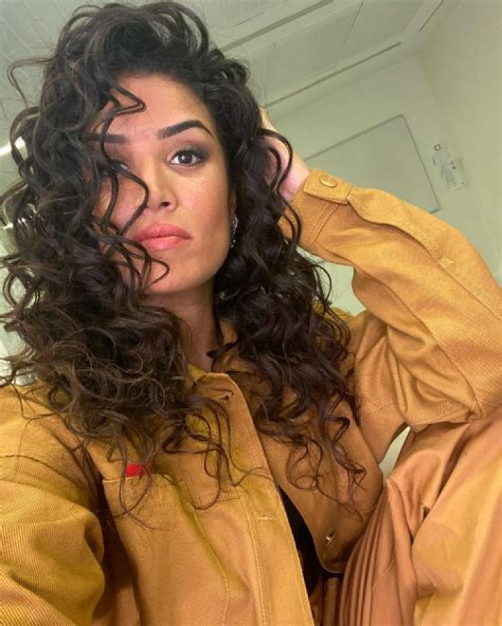 
Sabrina Ouazani Height, Weight, Net Worth, Age, Birthday, Wikipedia, Who, Nationality, Biography 