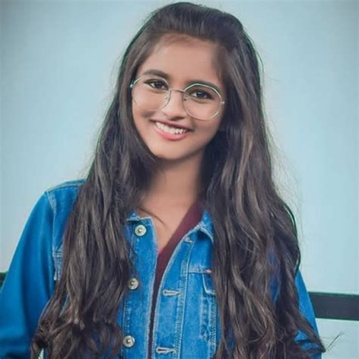 
Sahasra Honey Height, Weight, Net Worth, Age, Birthday, Wikipedia, Who, Nationality, Biography 