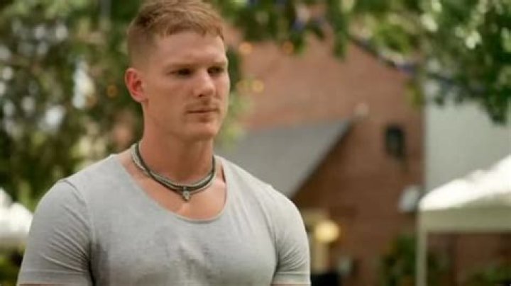 Sam Logan Height, Weight, Net Worth, Age, Birthday, Wikipedia, Who, Instagram, Biography