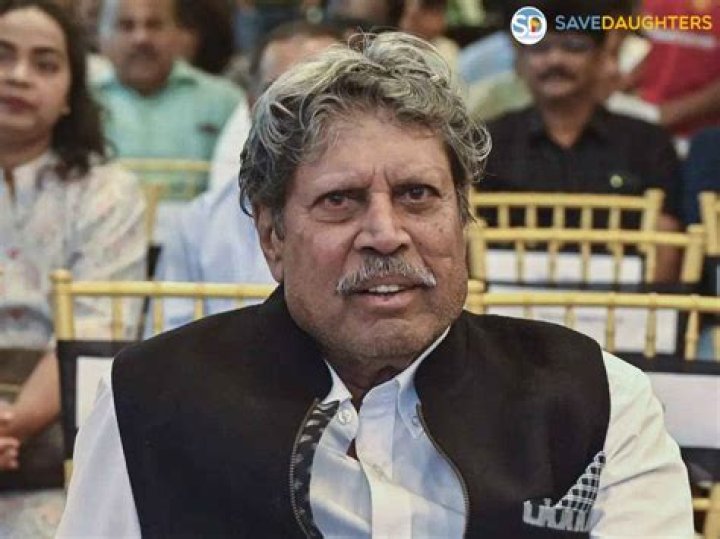 
Sarah Anne Staples Height, Weight, Net Worth, Age, Birthday, Wikipedia, Who, Nationality, Biography 