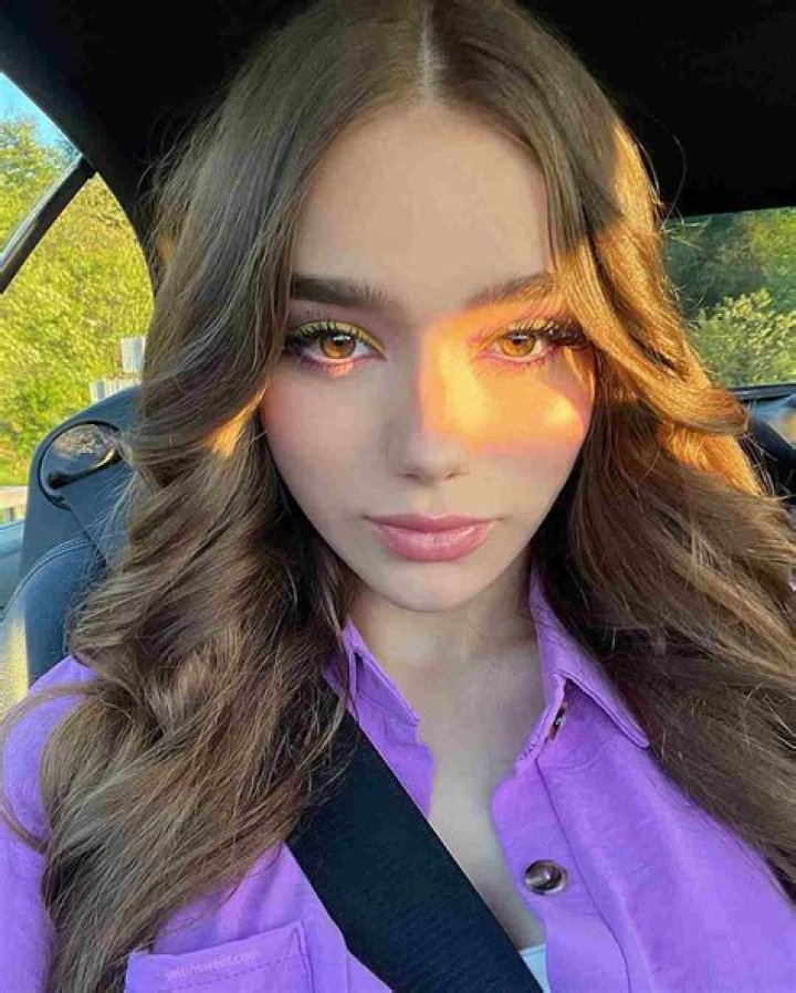 Seltin Sweety (Selti) Height, Weight, Net Worth, Age, Birthday, Wikipedia, Who, Nationality, Biography