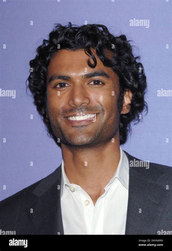 Sendhil Ramamurthy Height, Age, Boyfriend, Biography, Wiki, Net Worth