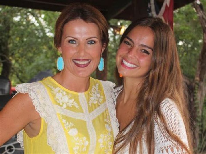 
Sheri Easterling: 10 Facts You Did Not Know About Addison Rae’s Mother 