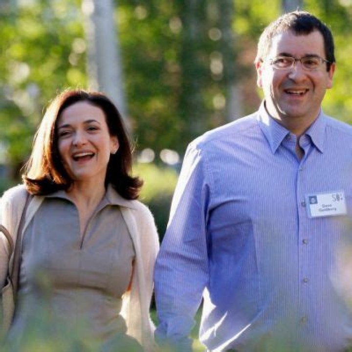 
Sheryl Sandberg Got Married To Her Long-Time Boyfriend Tom Bernthal 