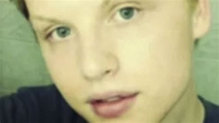 
Stephen Smith GoFundMe raises over $64000 as family of man found dead near Alex Murdaugh home plans to exhume body 